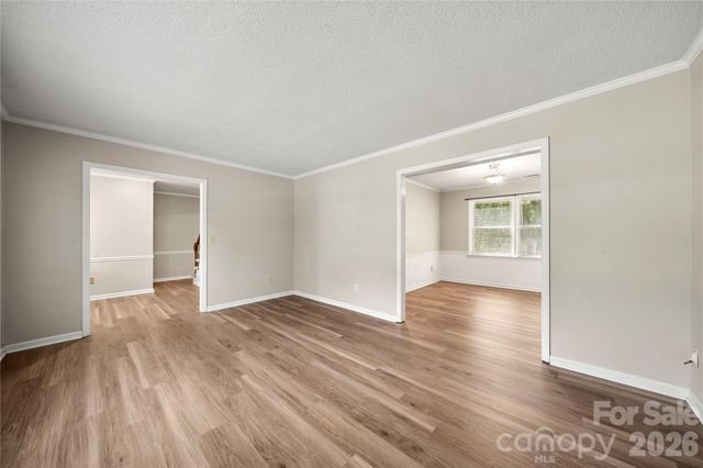 628 Bellows Lane, Charlotte, NC 28270