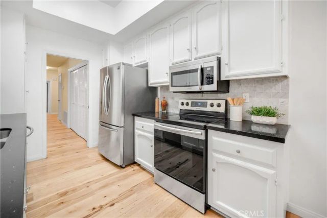 1870 Veteran Avenue 101, Los Angeles, CA 90025