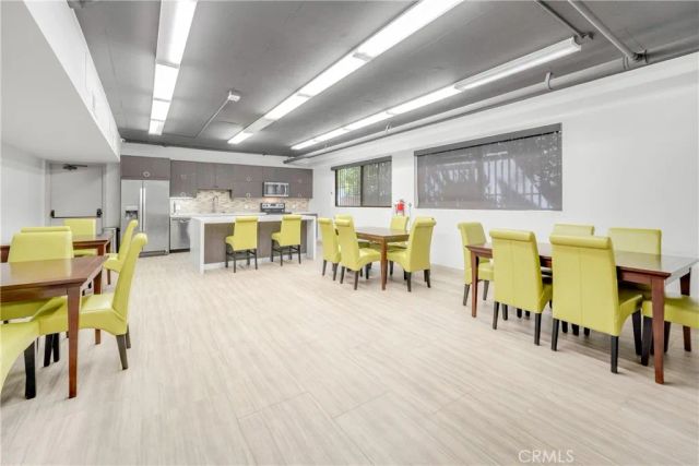 1870 Veteran Avenue 101, Los Angeles, CA 90025