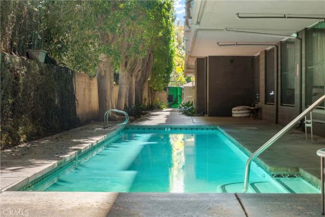1870 Veteran Avenue 101, Los Angeles, CA 90025