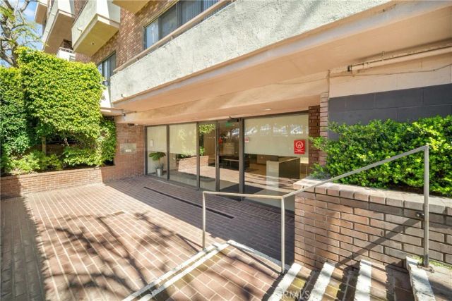 1870 Veteran Avenue 101, Los Angeles, CA 90025