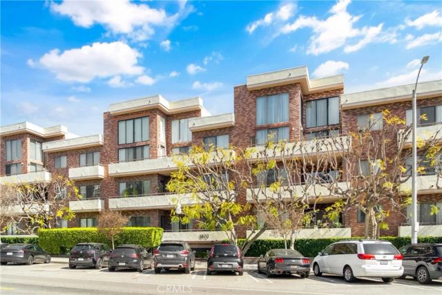 1870 Veteran Avenue 101, Los Angeles, CA 90025