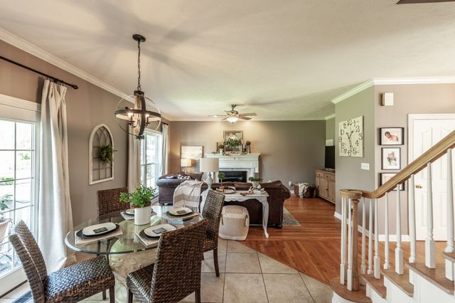 157 Hidden Cove Ct, Gallatin, TN 37066