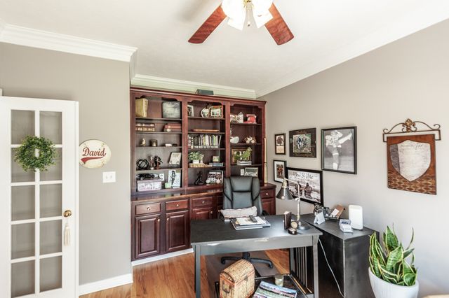 157 Hidden Cove Ct, Gallatin, TN 37066