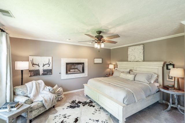 157 Hidden Cove Ct, Gallatin, TN 37066