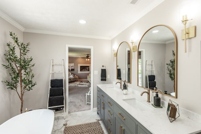 157 Hidden Cove Ct, Gallatin, TN 37066