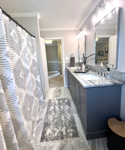 157 Hidden Cove Ct, Gallatin, TN 37066