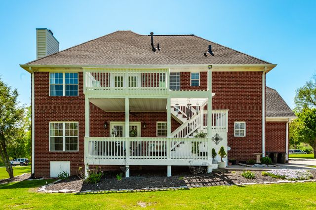 157 Hidden Cove Ct, Gallatin, TN 37066