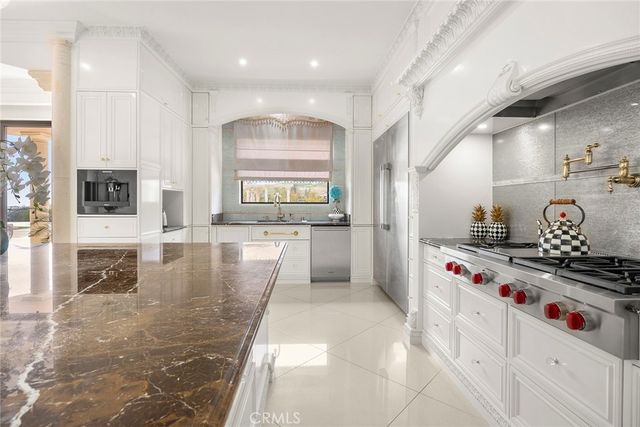 3991 Hollow ridge ct, Yorba Linda, CA 92887