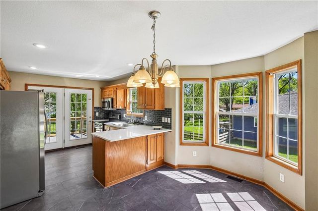 204 E 8th Street, Adrian, MO 64720