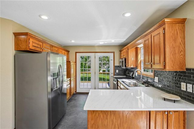 204 E 8th Street, Adrian, MO 64720