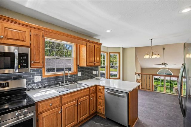204 E 8th Street, Adrian, MO 64720