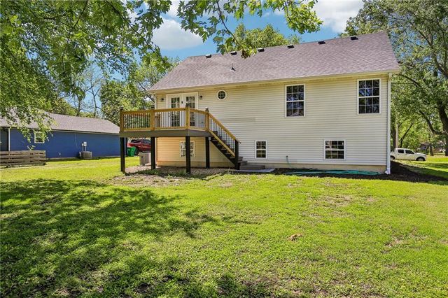 204 E 8th Street, Adrian, MO 64720