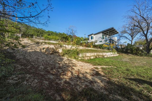 3607 Robbins RD, Austin, TX 78730