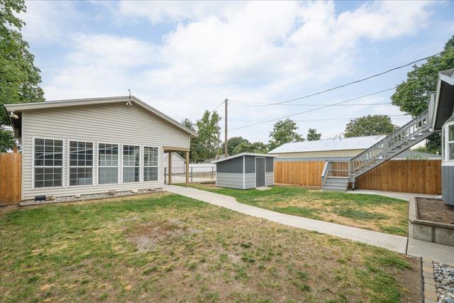 3704 E 28th Ave, Spokane, WA 99223