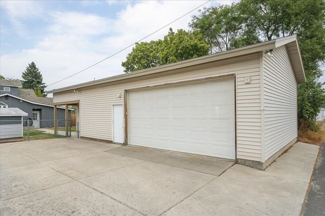 3704 E 28th Ave, Spokane, WA 99223