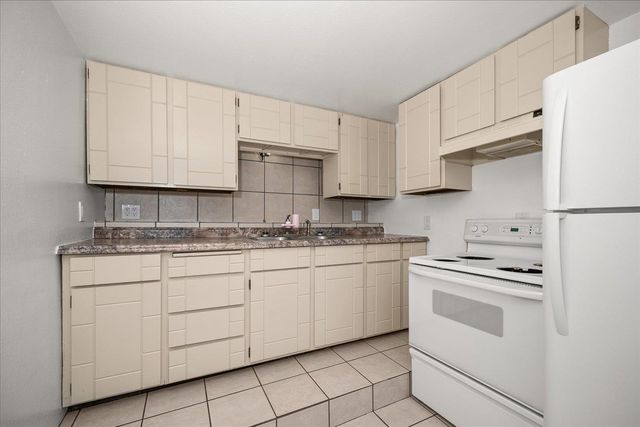 3704 E 28th Ave, Spokane, WA 99223