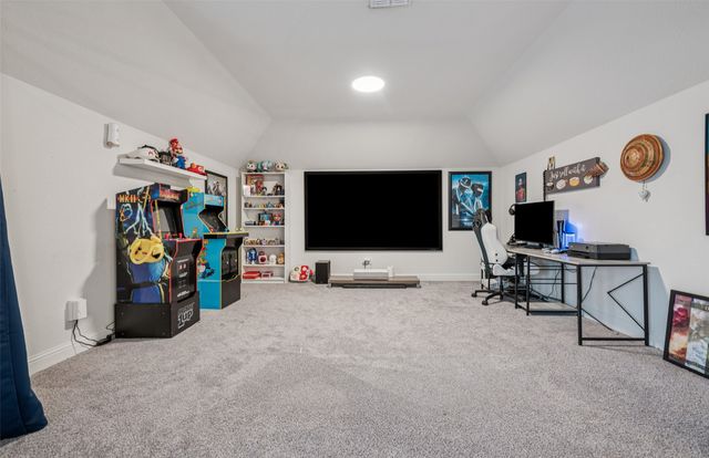 3909 Shrike Trail, Fort Worth, TX 76262