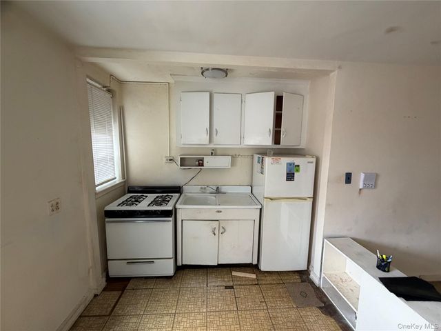 144-44 41st Avenue 5A, Flushing, NY 11355