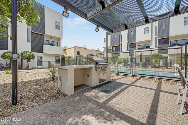 325 E CORONADO Road 20, Phoenix, AZ 85004