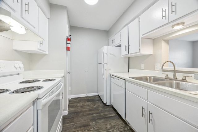 3800 Sherwood Lane 132, Houston, TX 77092