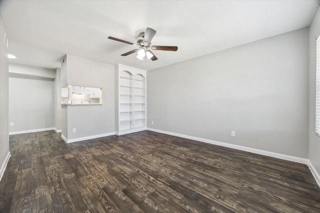 3800 Sherwood Lane 132, Houston, TX 77092