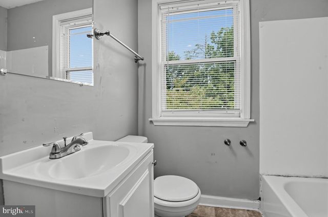 8541 CHESTNUT OAK RD, Baltimore, MD 21234