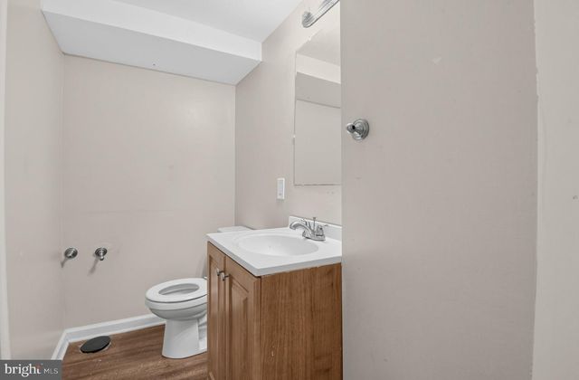 8541 CHESTNUT OAK RD, Baltimore, MD 21234