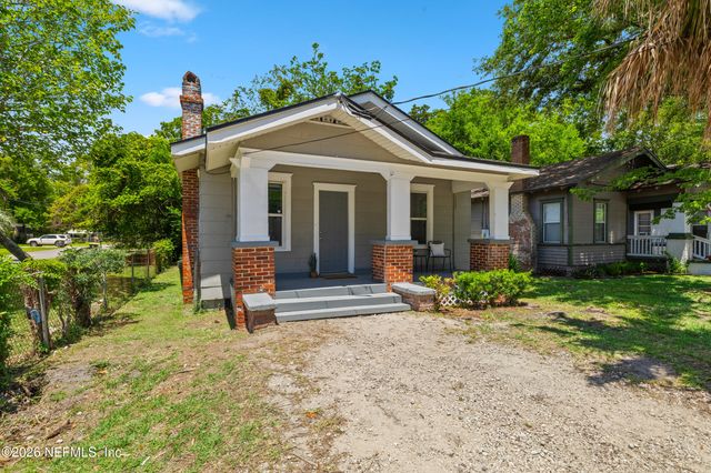 698 BRIDAL Avenue, Jacksonville, FL 32205