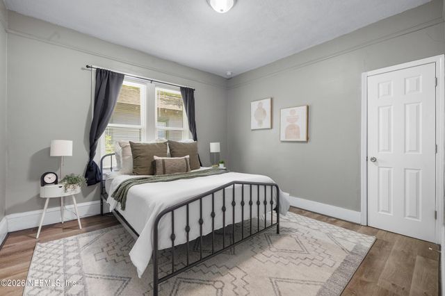 698 BRIDAL Avenue, Jacksonville, FL 32205