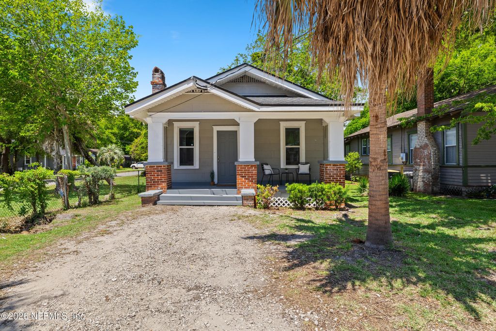 698 BRIDAL Avenue, Jacksonville, FL 32205