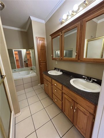 104 Cheyenne Lane, Clarksville, AR 72830