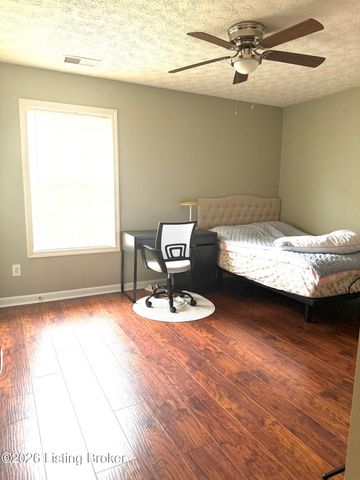 11012 Symington Cir, Louisville, KY 40241