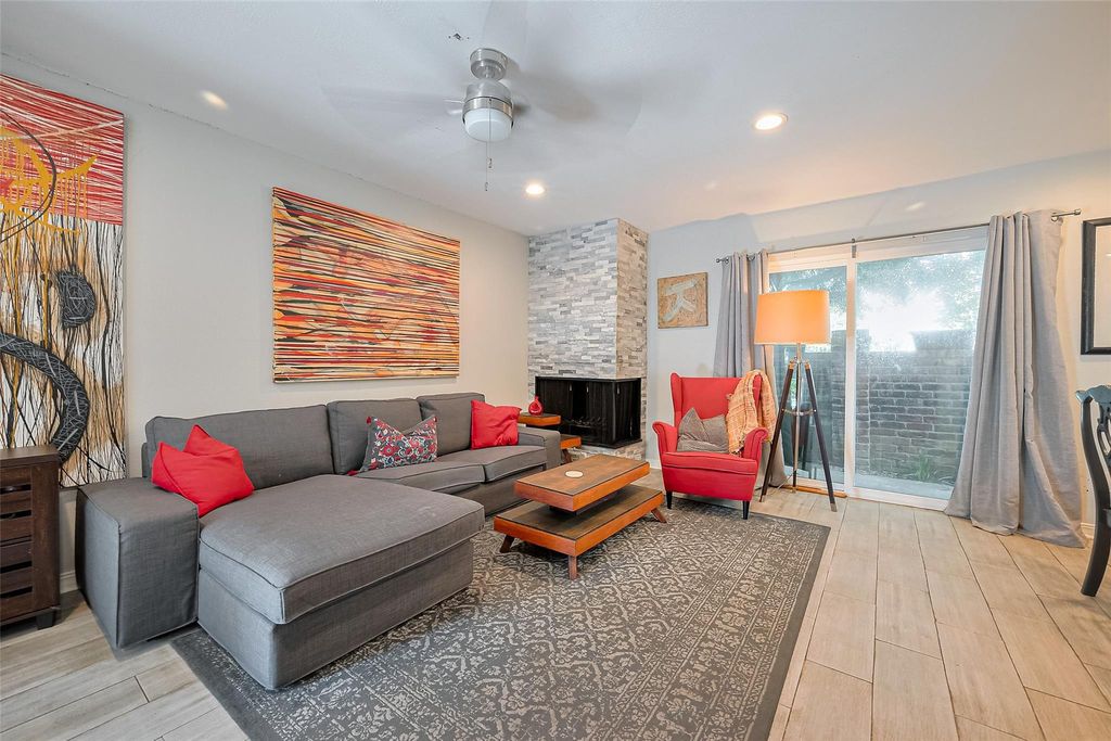 2800 Jeanetta Street 801, Houston, TX 77063