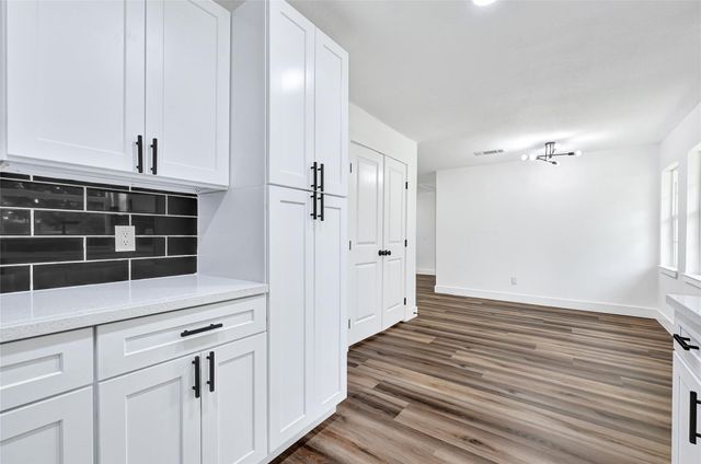 3304 Thornwood Drive, Pasadena, TX 77503