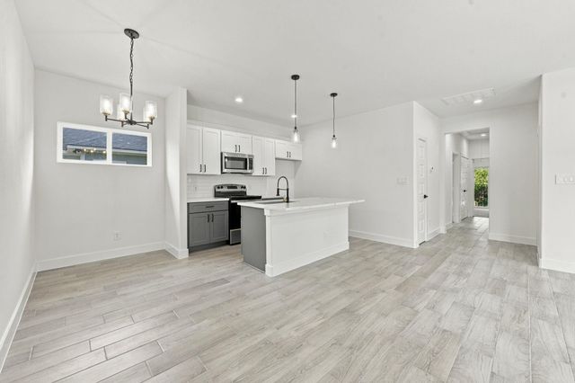 8707 Westcott Road A B, Houston, TX 77016