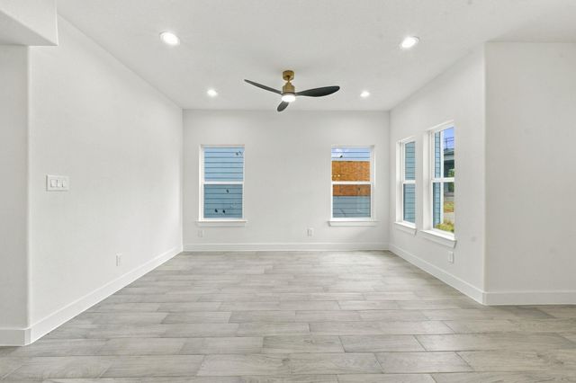 8707 Westcott Road A B, Houston, TX 77016