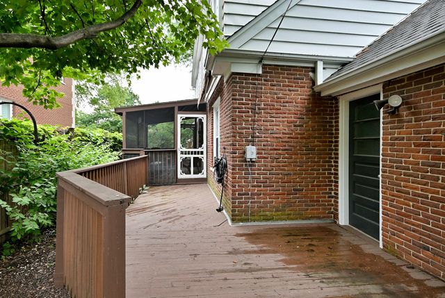 3946 Gilbert Avenue, Western Springs, IL 60558