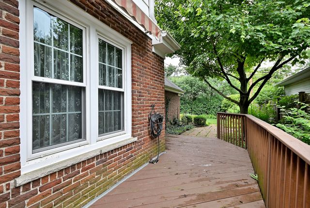3946 Gilbert Avenue, Western Springs, IL 60558