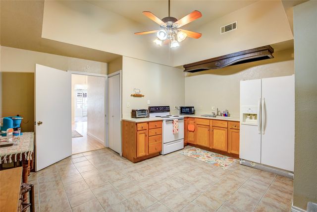 161 E Dallas Avenue, Cooper, TX 75432