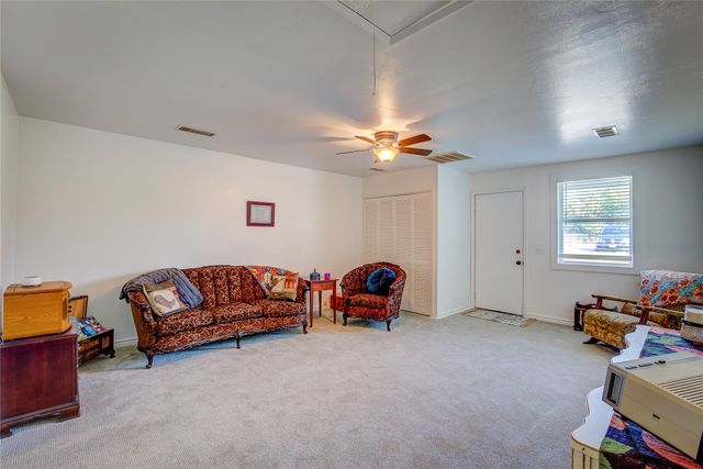 161 E Dallas Avenue, Cooper, TX 75432