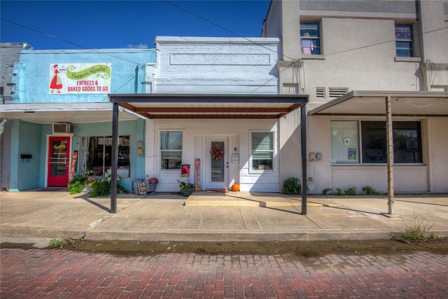 161 E Dallas Avenue, Cooper, TX 75432