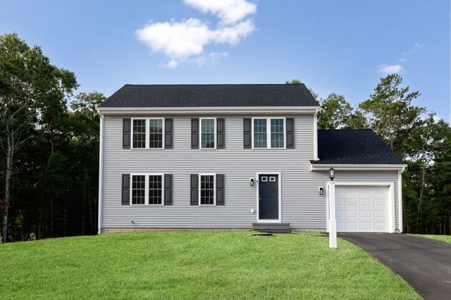 4 Lady Bug Ln, Plymouth, MA 02360