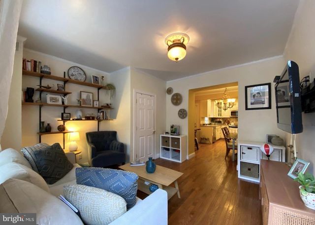 130 MANTON ST, Philadelphia, PA 19147