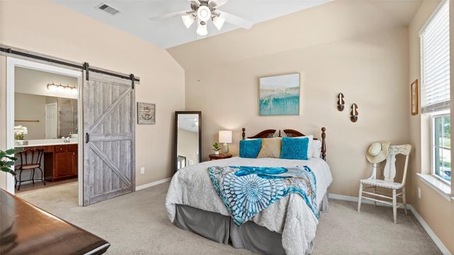 1133 E Meyer Road, Seabrook, TX 77586