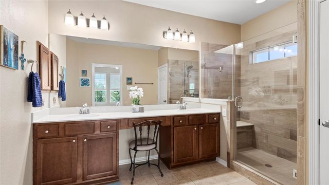 1133 E Meyer Road, Seabrook, TX 77586