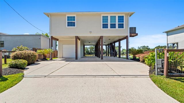 1133 E Meyer Road, Seabrook, TX 77586