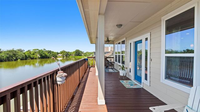 1133 E Meyer Road, Seabrook, TX 77586