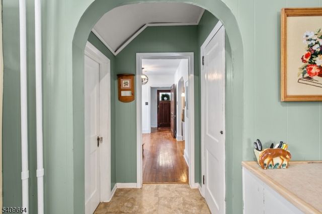 37 Van Duyn Dr, Ewing Twp., NJ 08618