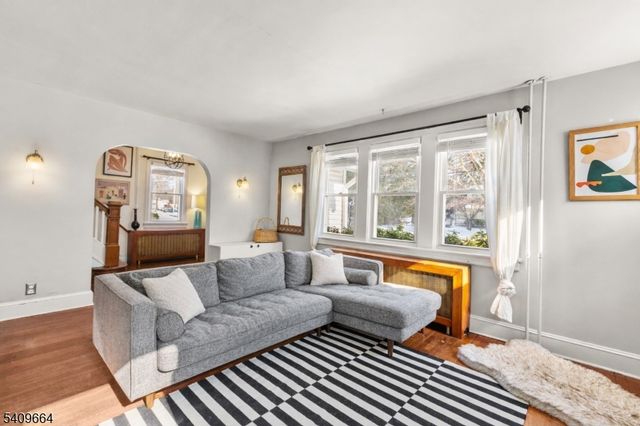 37 Van Duyn Dr, Ewing Twp., NJ 08618